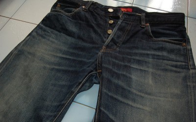 How to Prevent Your Jeans from Fraying