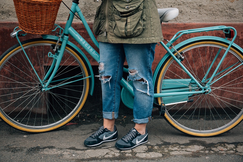 How to Repair Damaged Jeans