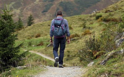 Why Jeans Are the Perfect Pants to Wear Outdoors