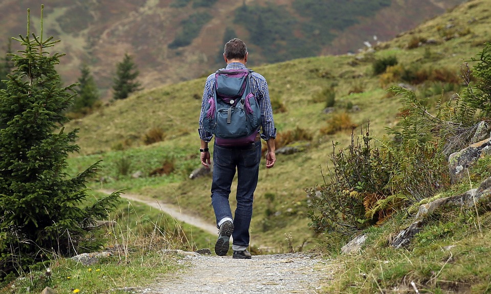 Why Jeans Are the Perfect Pants to Wear Outdoors